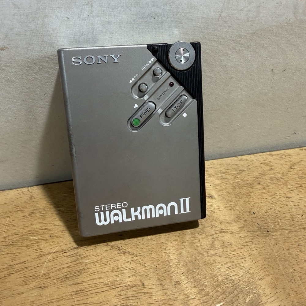 Vintage Sony Walkman II WM-2 Silver Portable Stereo Cassette Player - For Parts - Picture 5 of 10